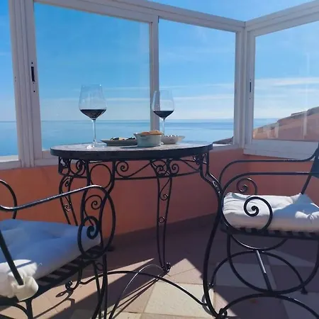 Amazing 3 Bedroom Townhouse Close To Burriana, * Nerja