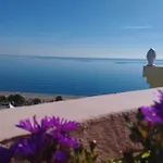 Amazing 3 Bedroom Townhouse Close To Burriana, Apartment Nerja