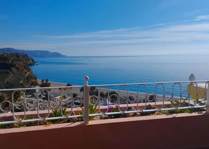 公寓 Amazing 3 Bedroom Townhouse Close To Burriana, 内尔哈