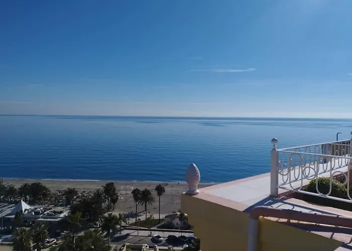 Amazing 3 Bedroom Townhouse Close To Burriana, Apartment *