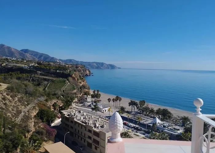 Amazing 3 Bedroom Townhouse Close To Burriana, * Nerja