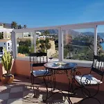 Апартаменты Amazing 3 Bedroom Townhouse Close To Burriana, *